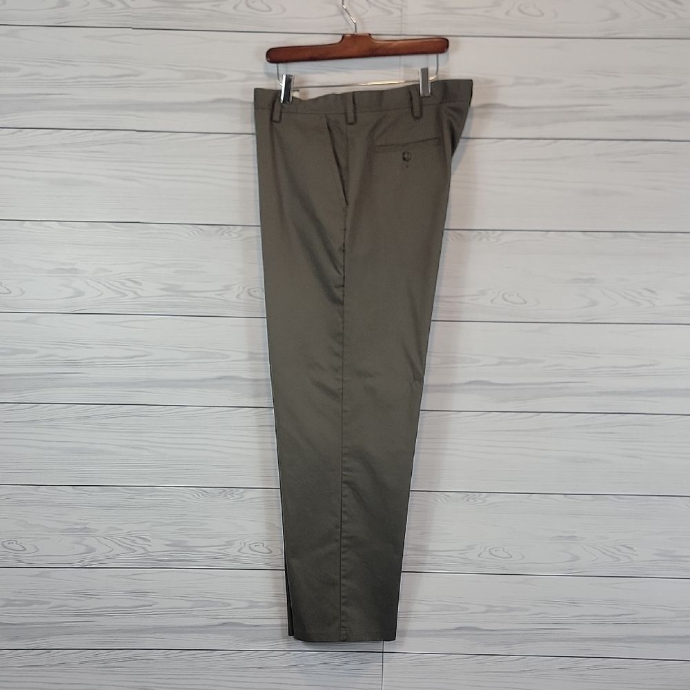 Dockers D3 Easy Khaki Olive Brown Flat Panel Chinos Mens Size 40" X 32"